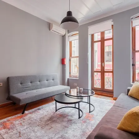 Apartment Chic Flat With Balcony 5 Min To Taksim Sq